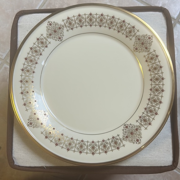 Lenox Dining Lenox Eternal 9 Inch Accent Plates Set Of 5 Poshmark